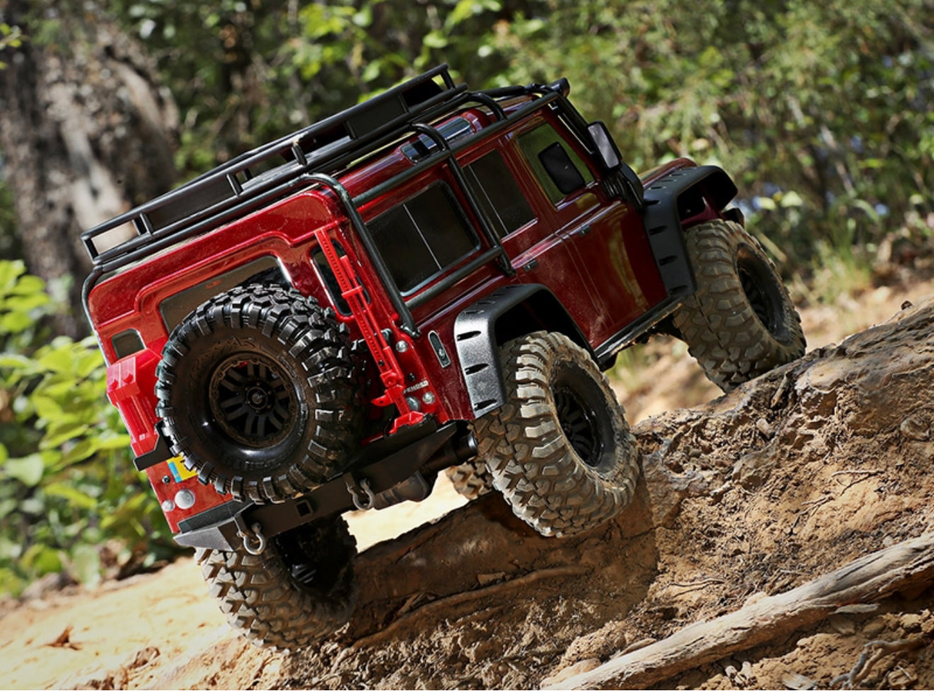 Traxxas TRX-4 Land Rover Defender 110 - Red #TRX82056-4-RED