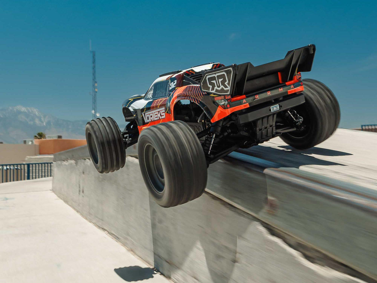 1/10 VORTEKS MEGA 550 4X2 ST with Battery & Charger Orange