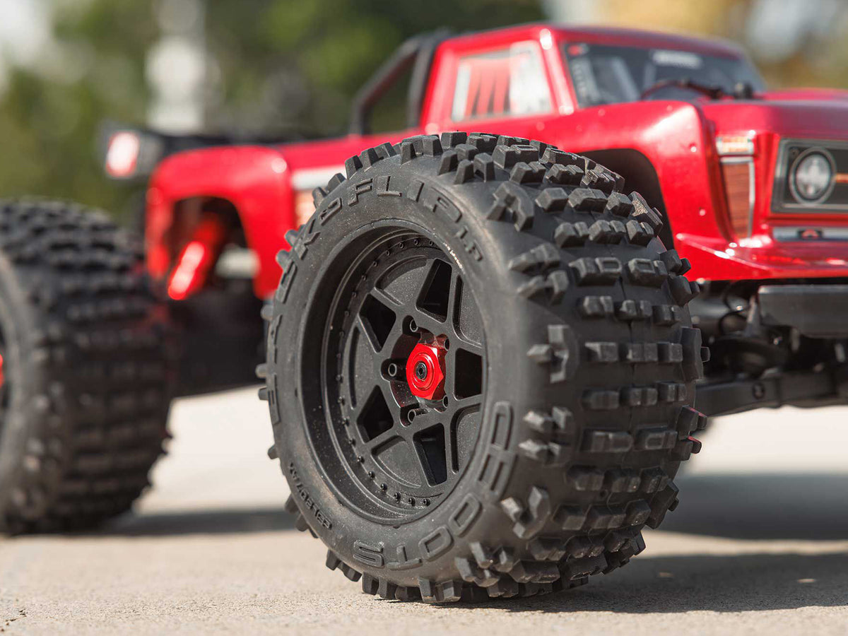 1/10 OUTCAST 4S 4X4 BLX Stunt MT (with Centre Diff) Red