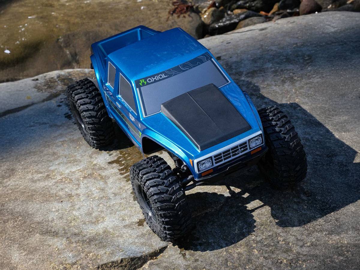 1/10 SCX10 III Coyote 4X4 RTR Brushed Rock Crawler, Blue