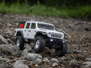 1/24 SCX24 Jeep JT Gladiator 4WD Rock Crawler RTR White