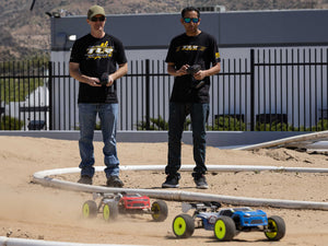 1/8 8IGHT-XTE 4WD Sensored Brushless Racing Truggy RTR