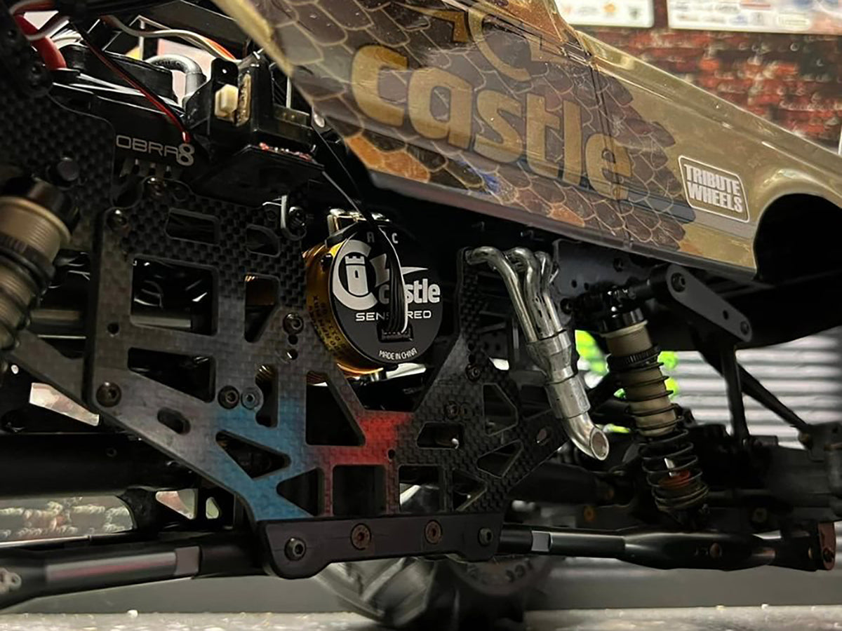 COBRA 8, 6S MAX WITH LIMITED EDITION GOLD 1515-2200KV V2
